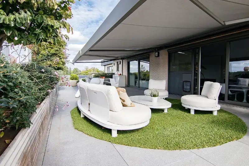 INVESTERINGSPAND: TOP GELEGEN PENTHOUSE MET UNIEK TERRAS EN LEVENSLANGE HUURDERS foto 33