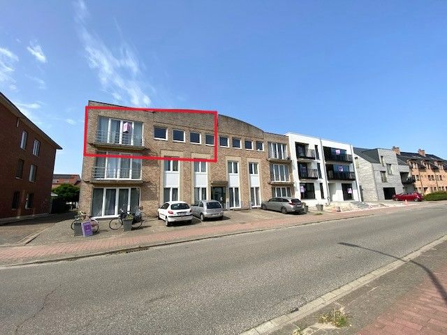 Gelijkvloers 2 slaapkamer appartement met garage in centrum van Geel foto {{pictureIndex}}