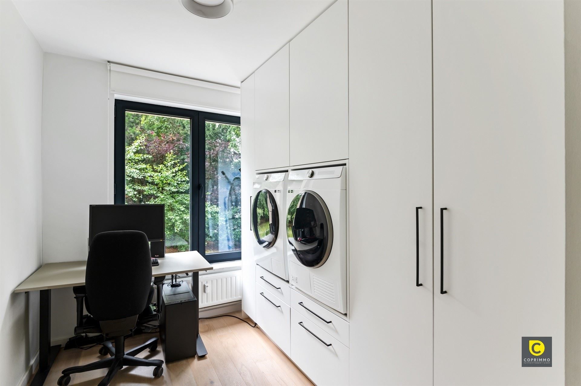 Verborgen pareltje met 2 slpks en 2 terrassen! foto 8