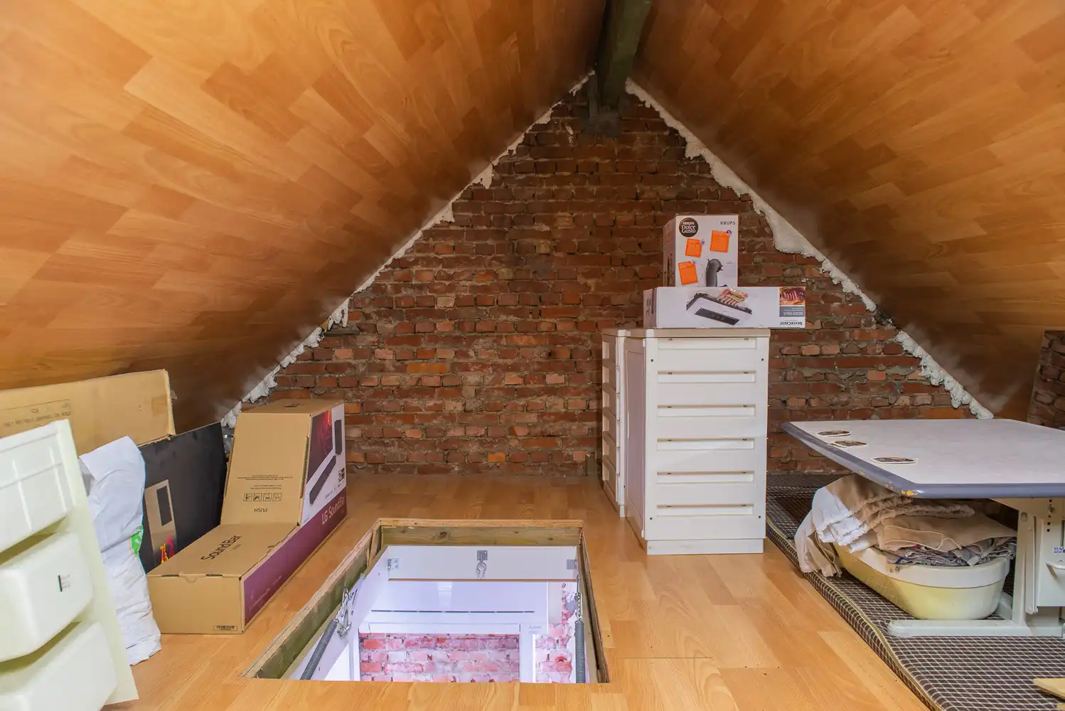 Halfopen woning op een perceel van 532 m² met ruime garage/werkplaats foto 19