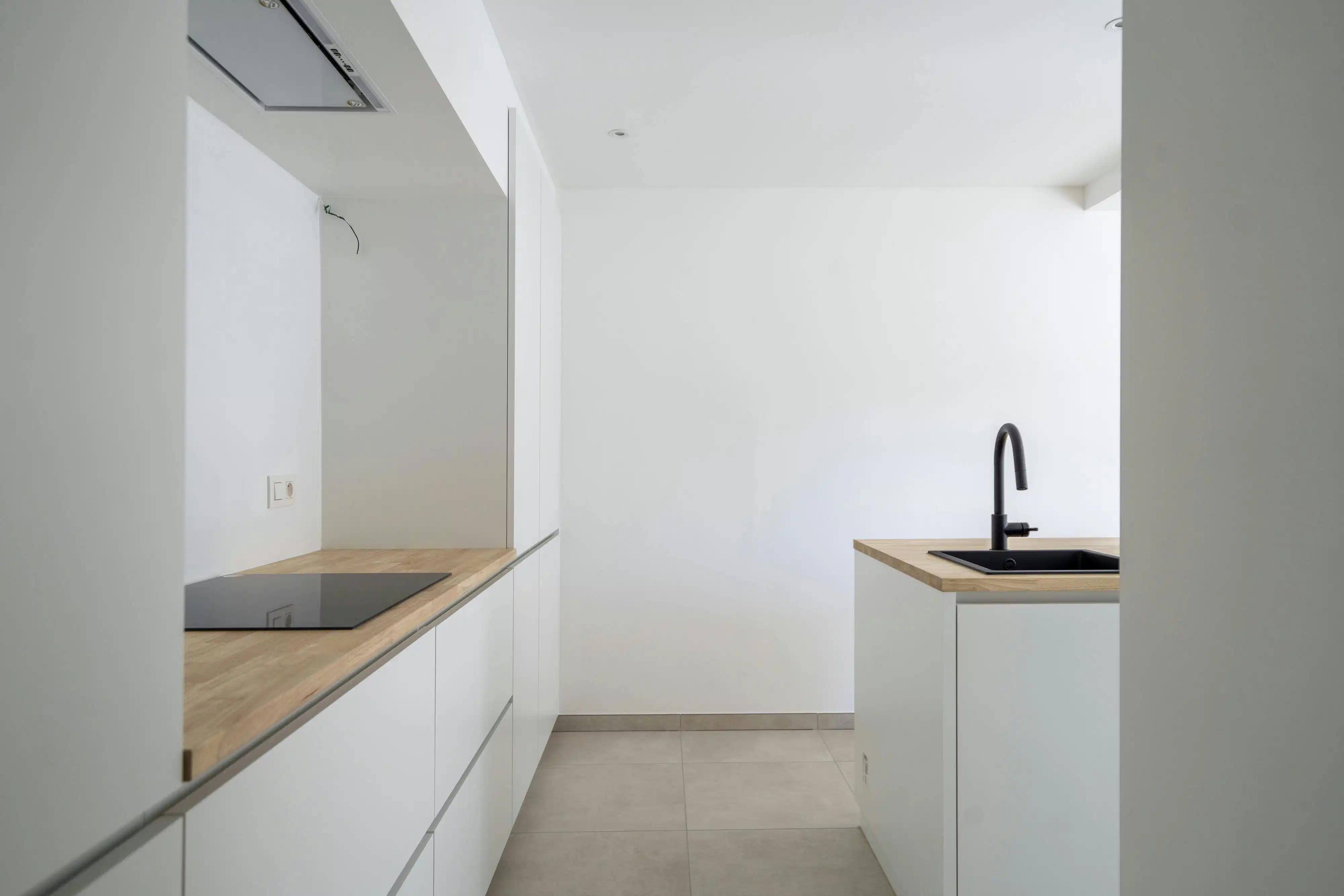 Nieuw appartement met 1 slaapkamer te koop in Waregem foto 2