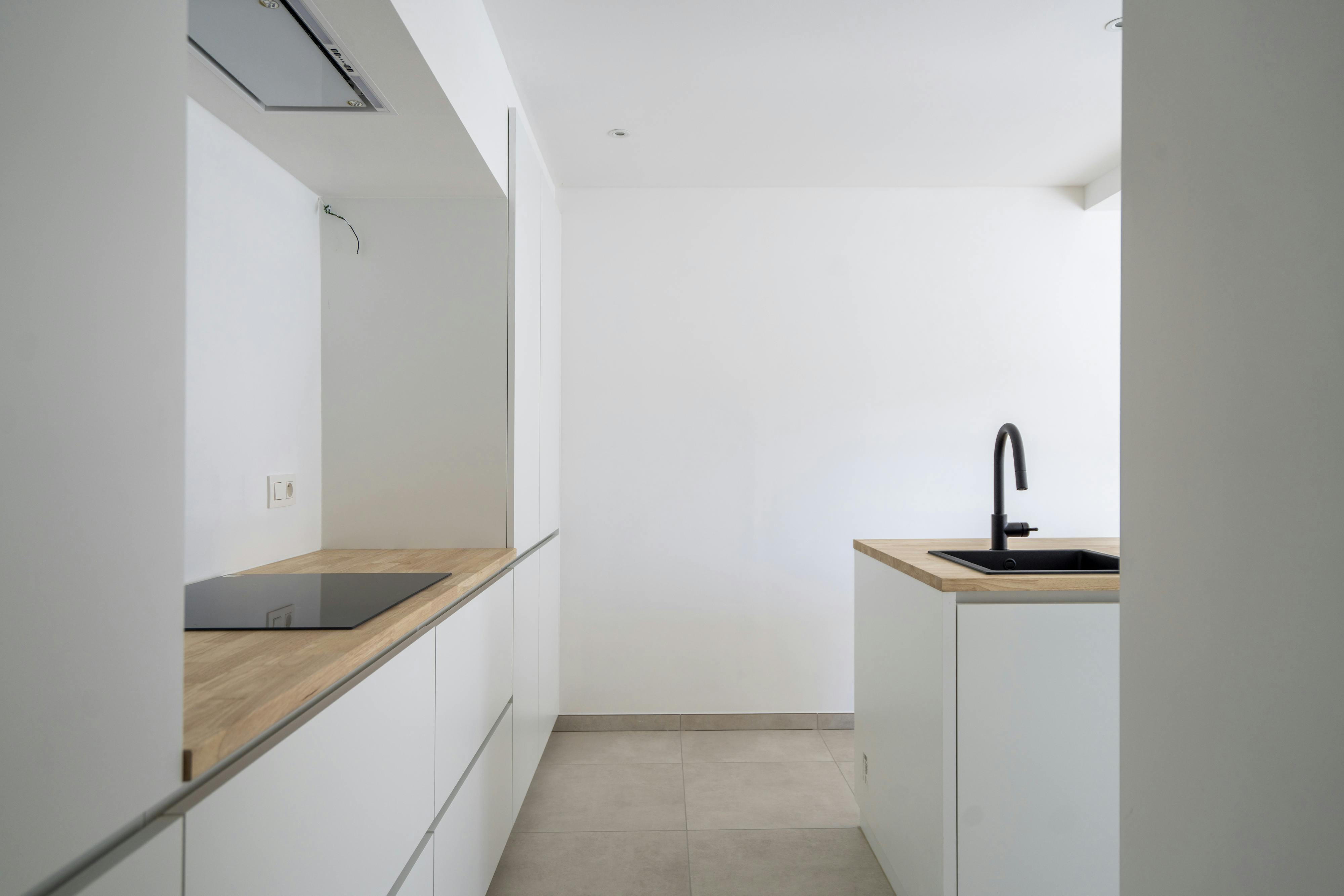 Nieuw appartement met 1 slaapkamer te koop in Waregem foto 2