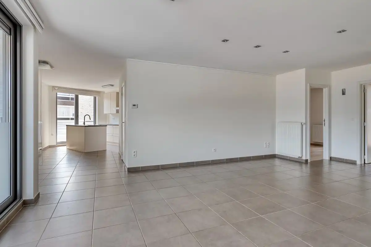 Instapklaar appartement met 2 slaapkamers en royale terrassen te Hoeselt foto {{pictureIndex}}