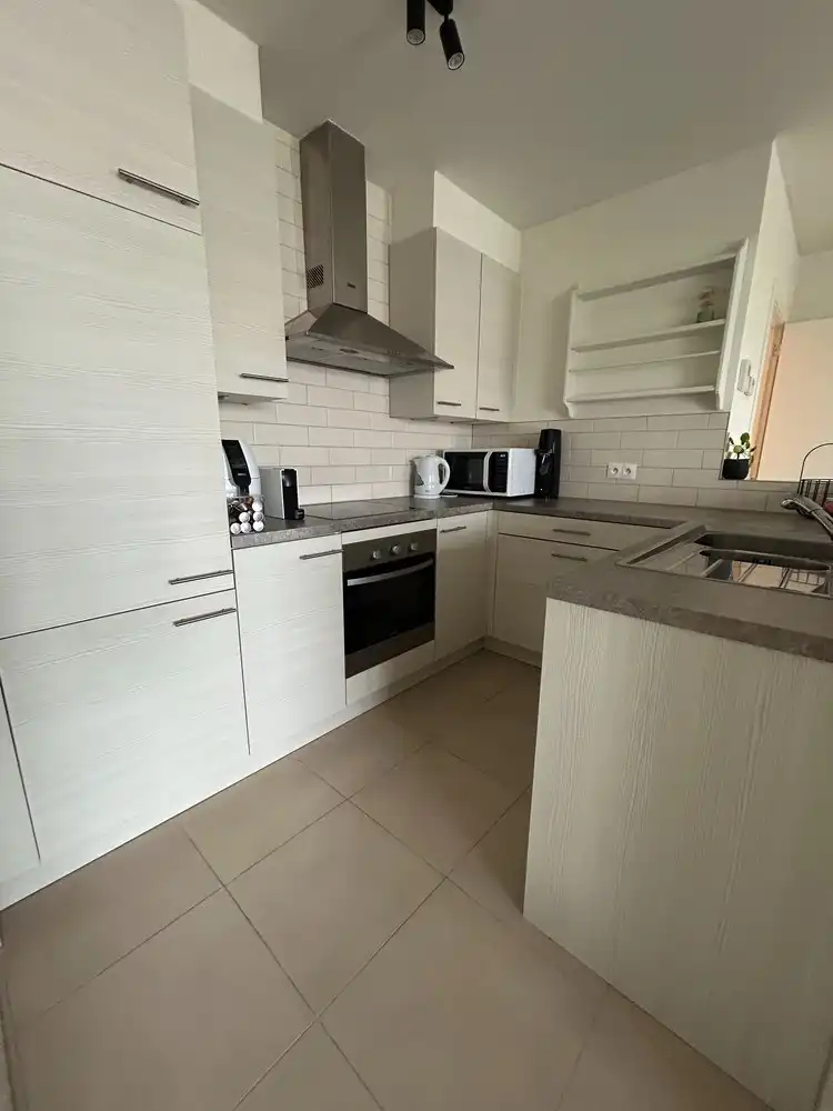 Appartement te huur foto 8