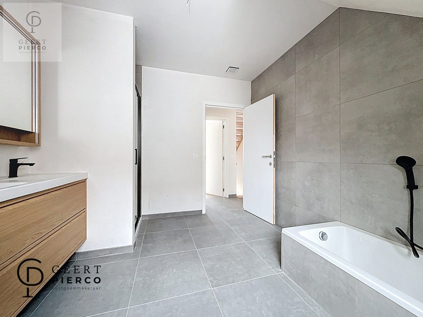 Knappe nieuwbouwwoning te Waasmont foto 2