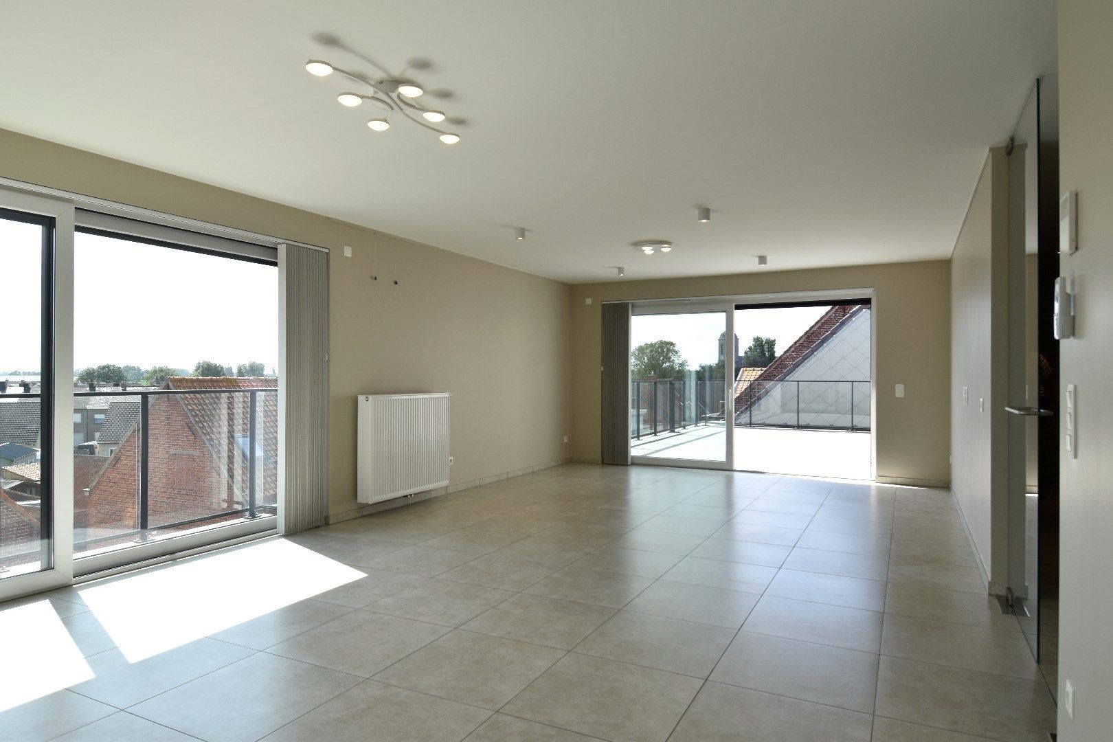 Prachtige penthouse met 2 slaapkamers en groot terras te centrum Ledegem foto 8