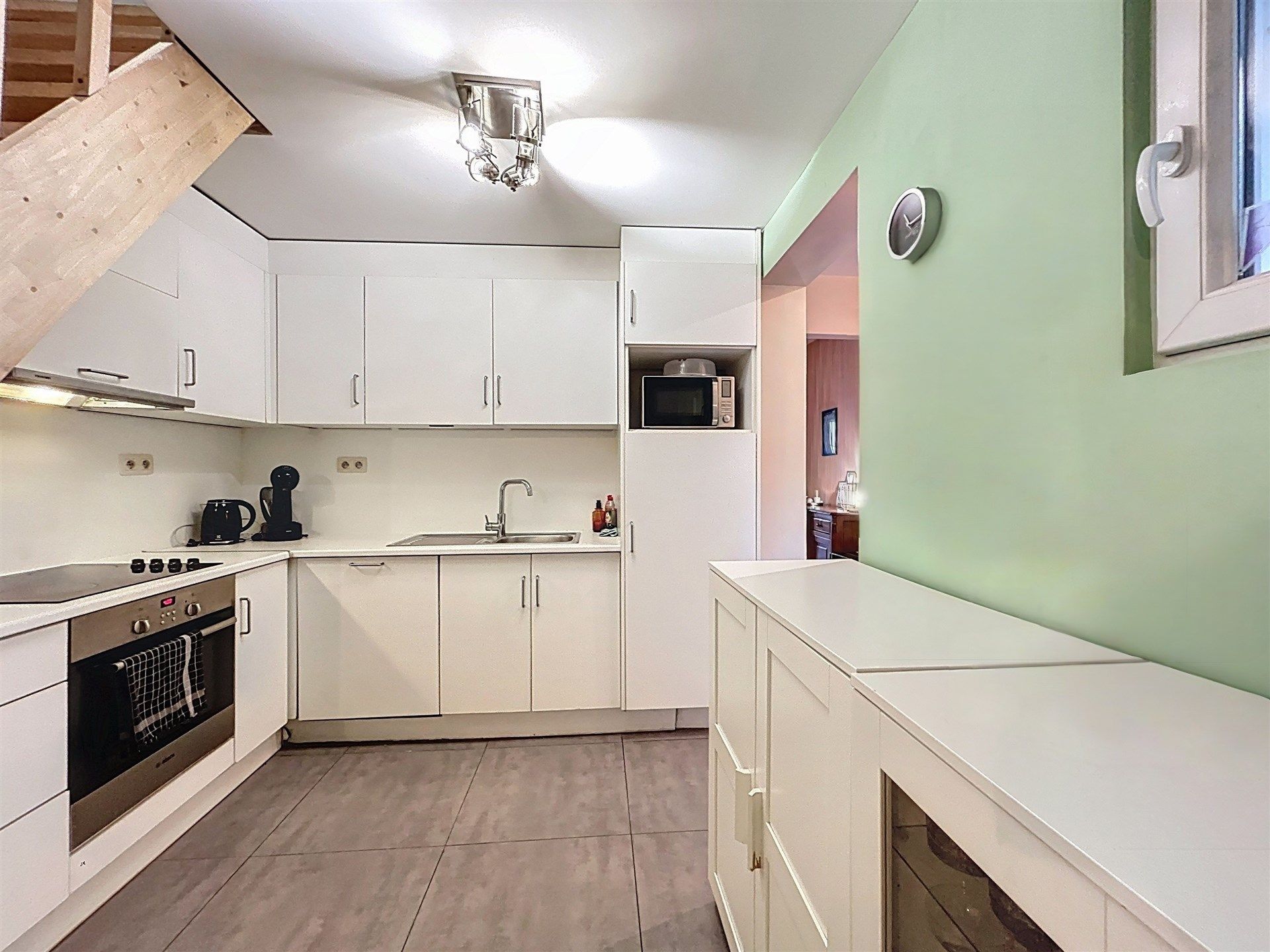 instapklare gezinswoning met 3 slp en oprit op toplocatie foto 7