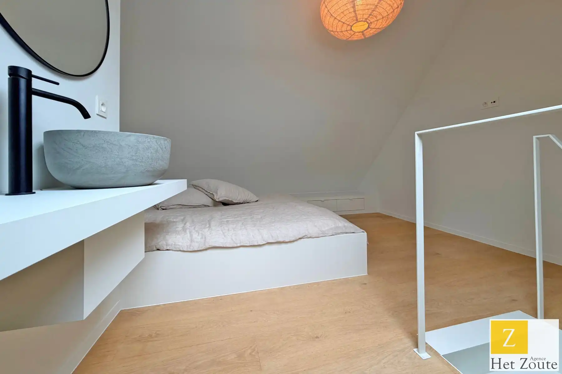 Moderne triplex met zonneterras op de Lippenslaan foto 15