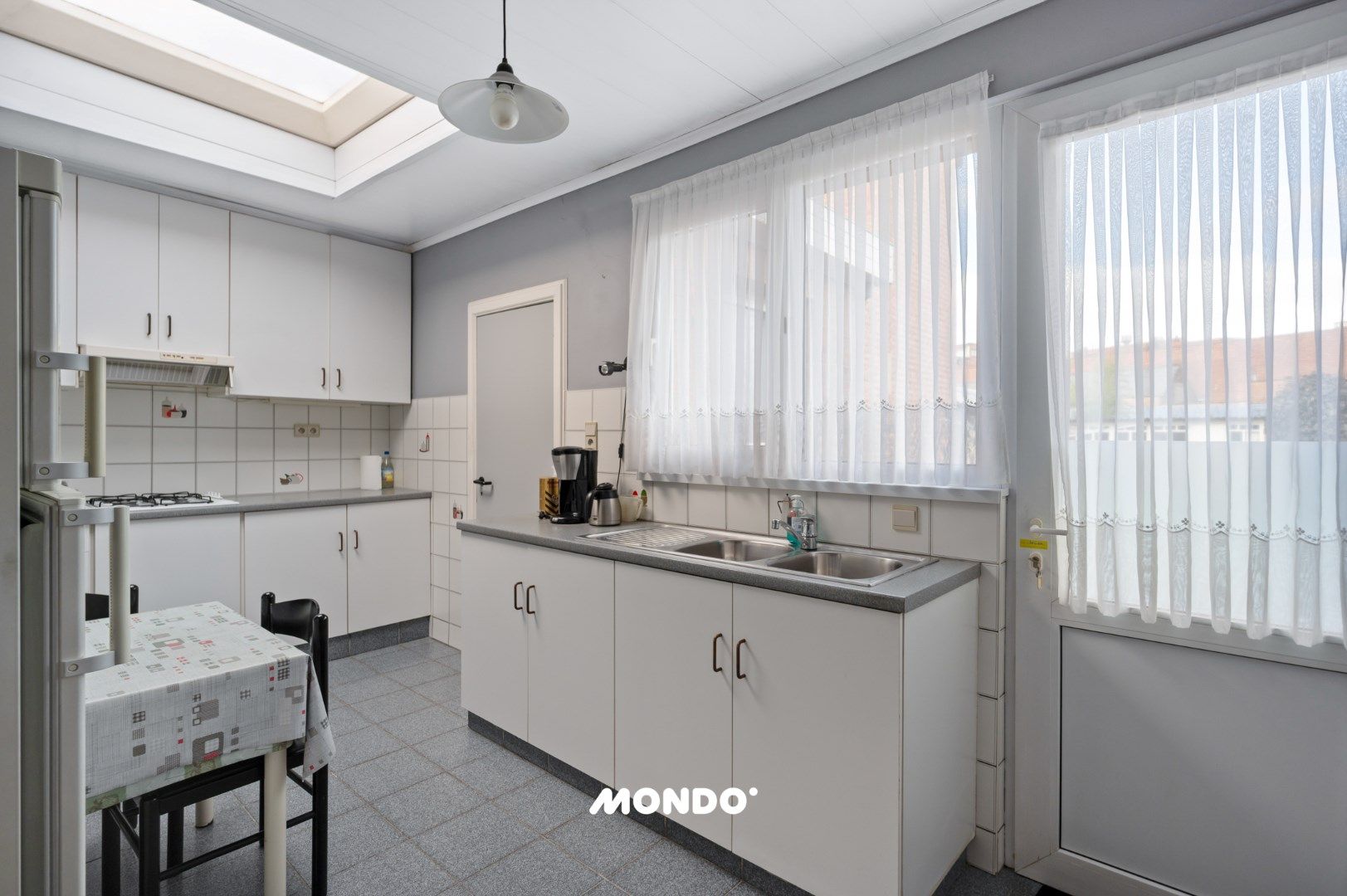 Goed onderhouden woning te Niel foto 8