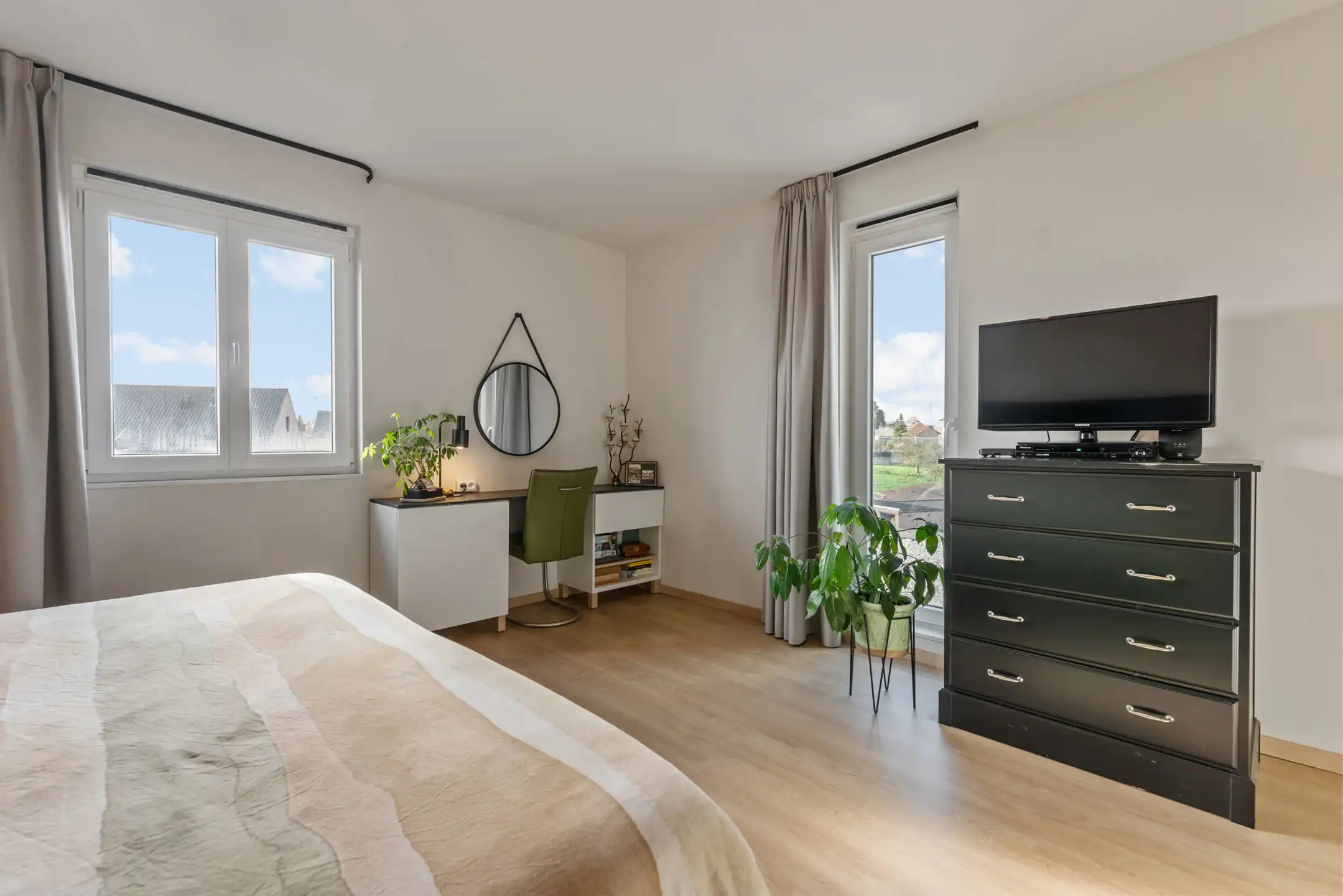 Recent duplex appartement met 2 parkings te Zichen foto 16