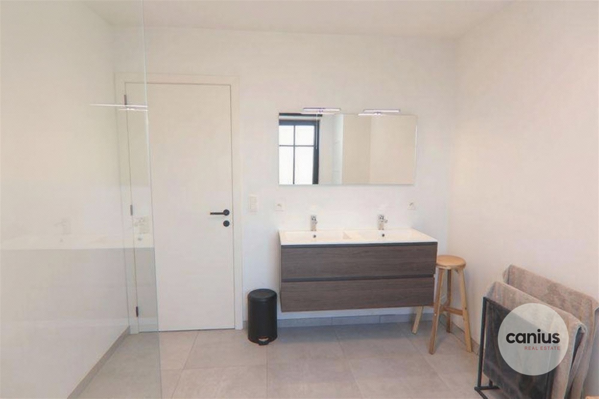 LANDELIJKE HOB MET 3 SLKS foto 9