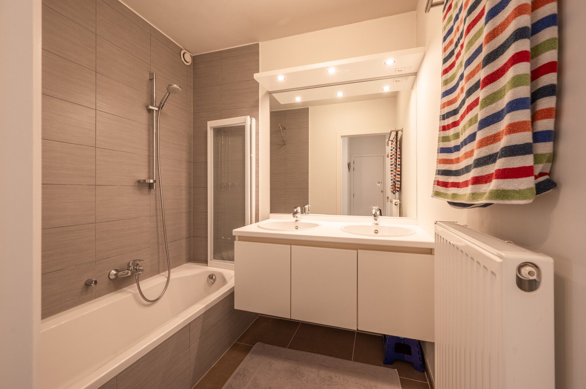 Recent gelijkvloers appartement met uitzonderlijk groot terras. foto 11