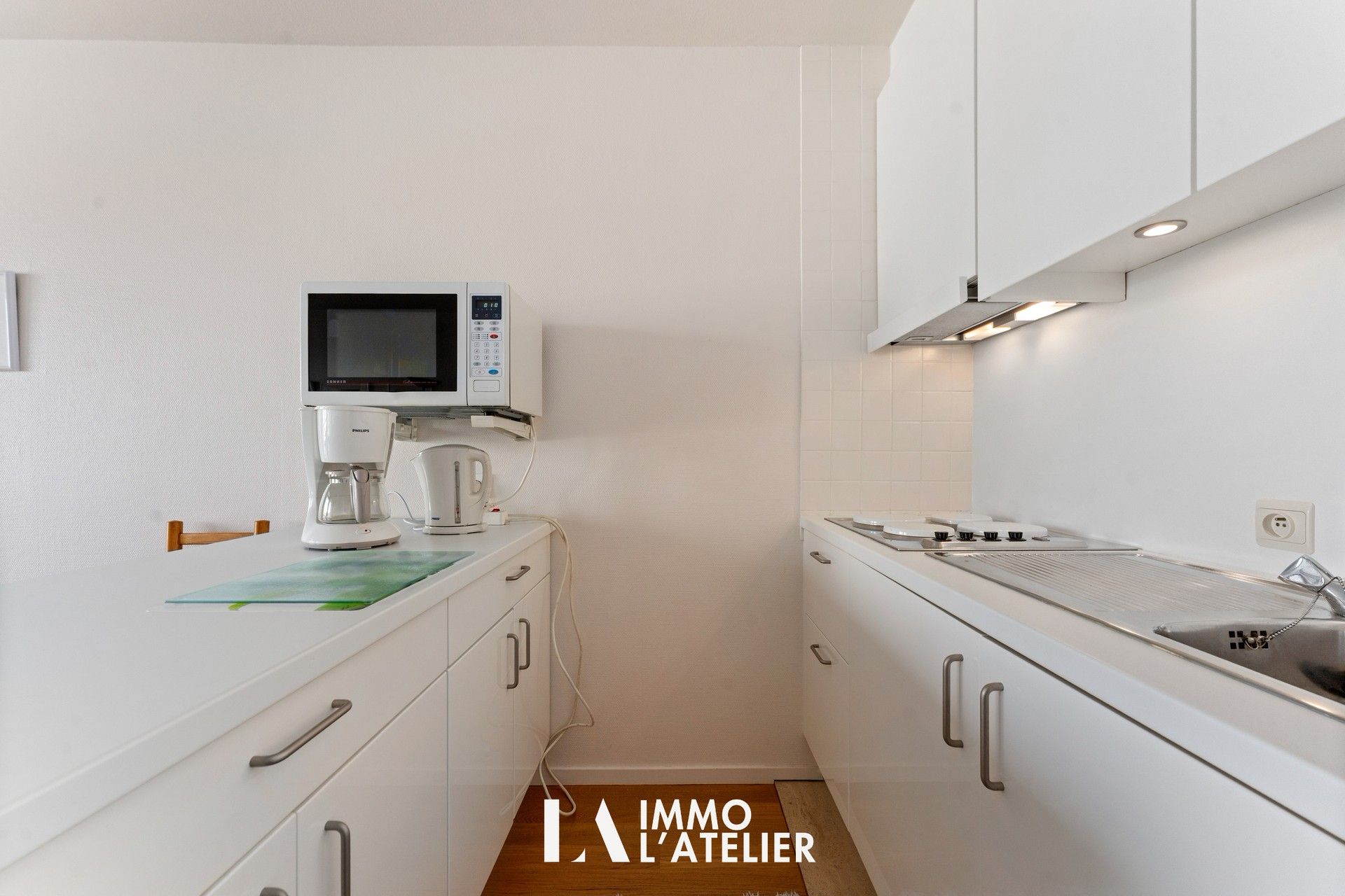 Instapklare studio met slaaphoek én bedkast – Residentie Nautilus, Nieuwpoort foto 5