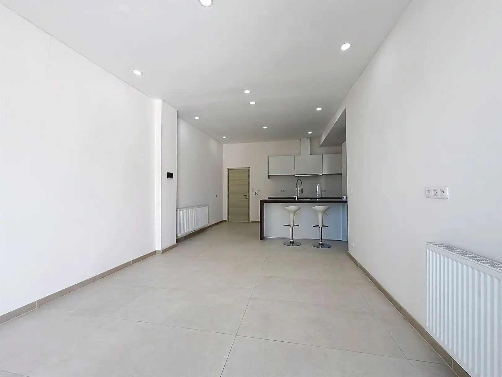 Gerenoveerde rijwoning, 4 slpks, 2 bdks, terras en tuin foto 16