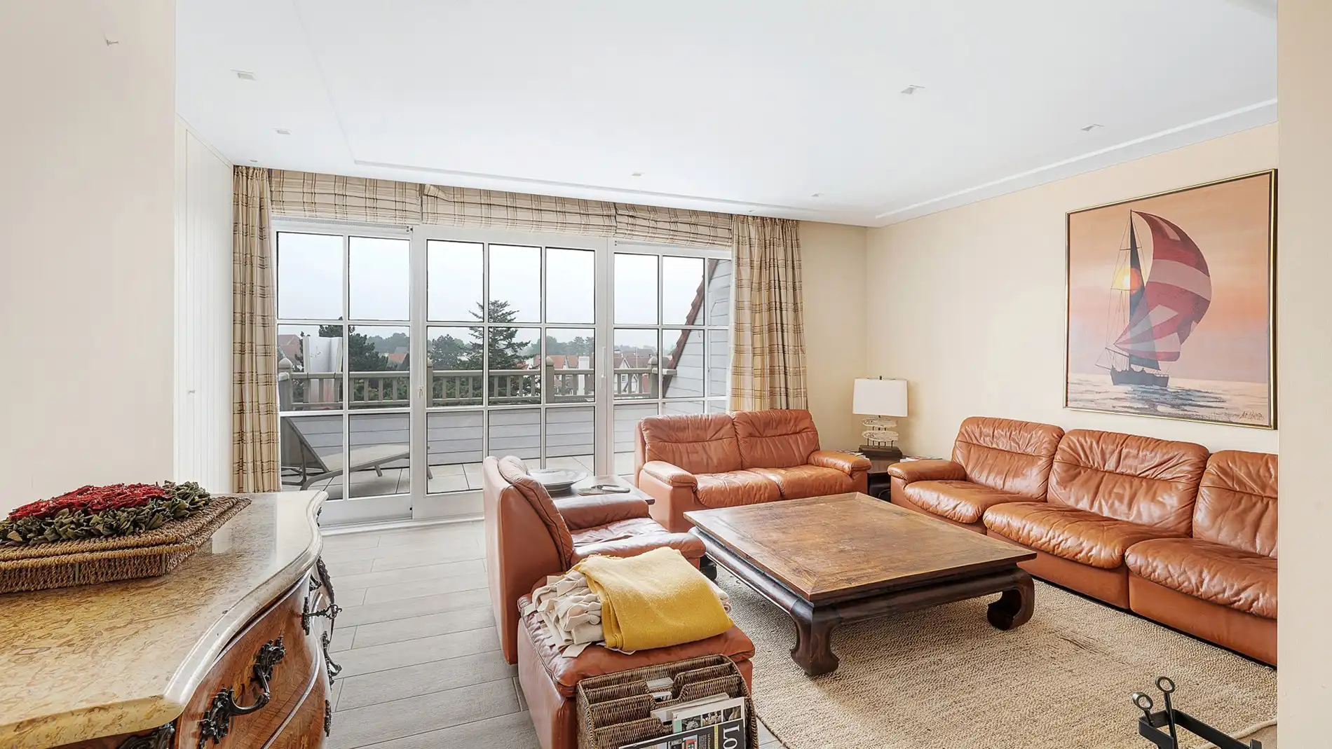 Ruim, zongericht dakappartement op toplocatie te koop foto 7