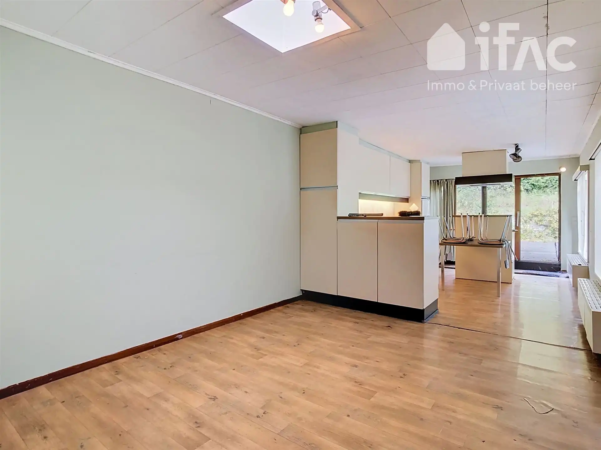 Te renoveren woning met ex-praktijk in centrum Overijse foto 13
