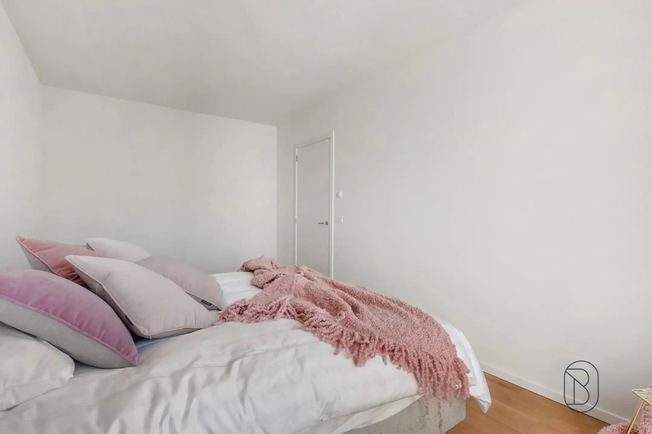 Kwalitatief afgewerkte nieuwbouw  (HOB) met 3 slk, E-peil 0 foto 18