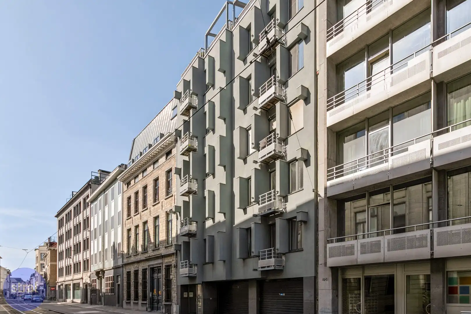 TE HUUR gemeubeld appartement in centrum Antwerpen met garage foto 12