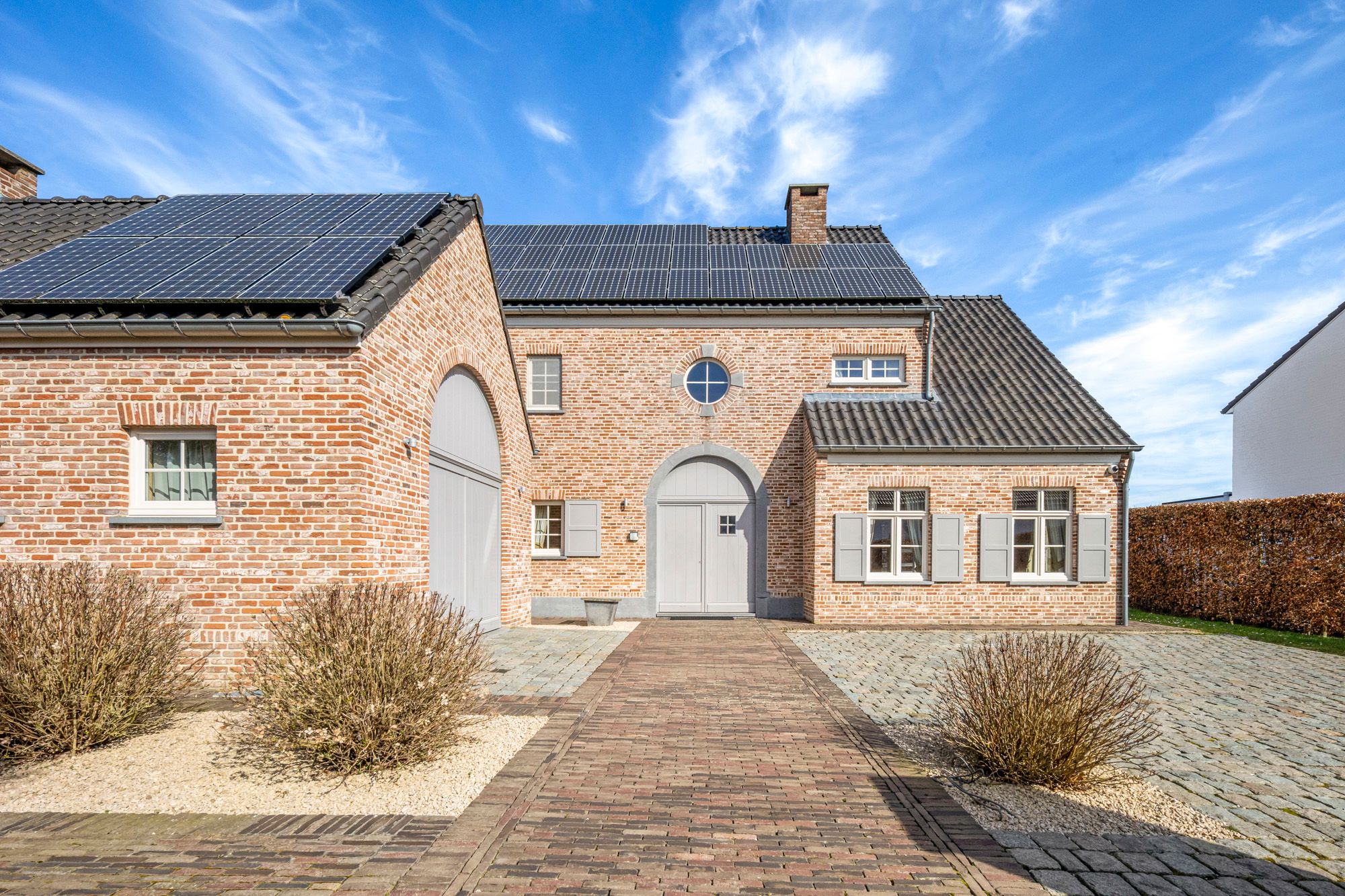 Exclusieve villa met hoogstaande afwerking in een idyllische omgeving foto 2