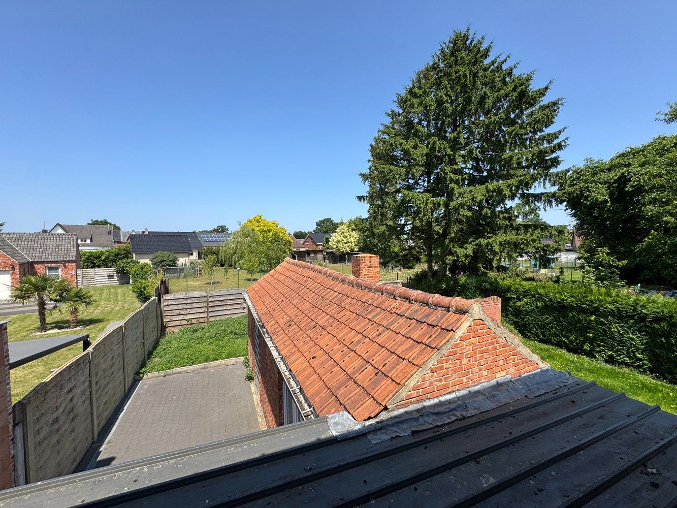 Zeer goed gelegen, instapklaar woonhuis met 3 of 4 slaapkamers en tuin foto 26