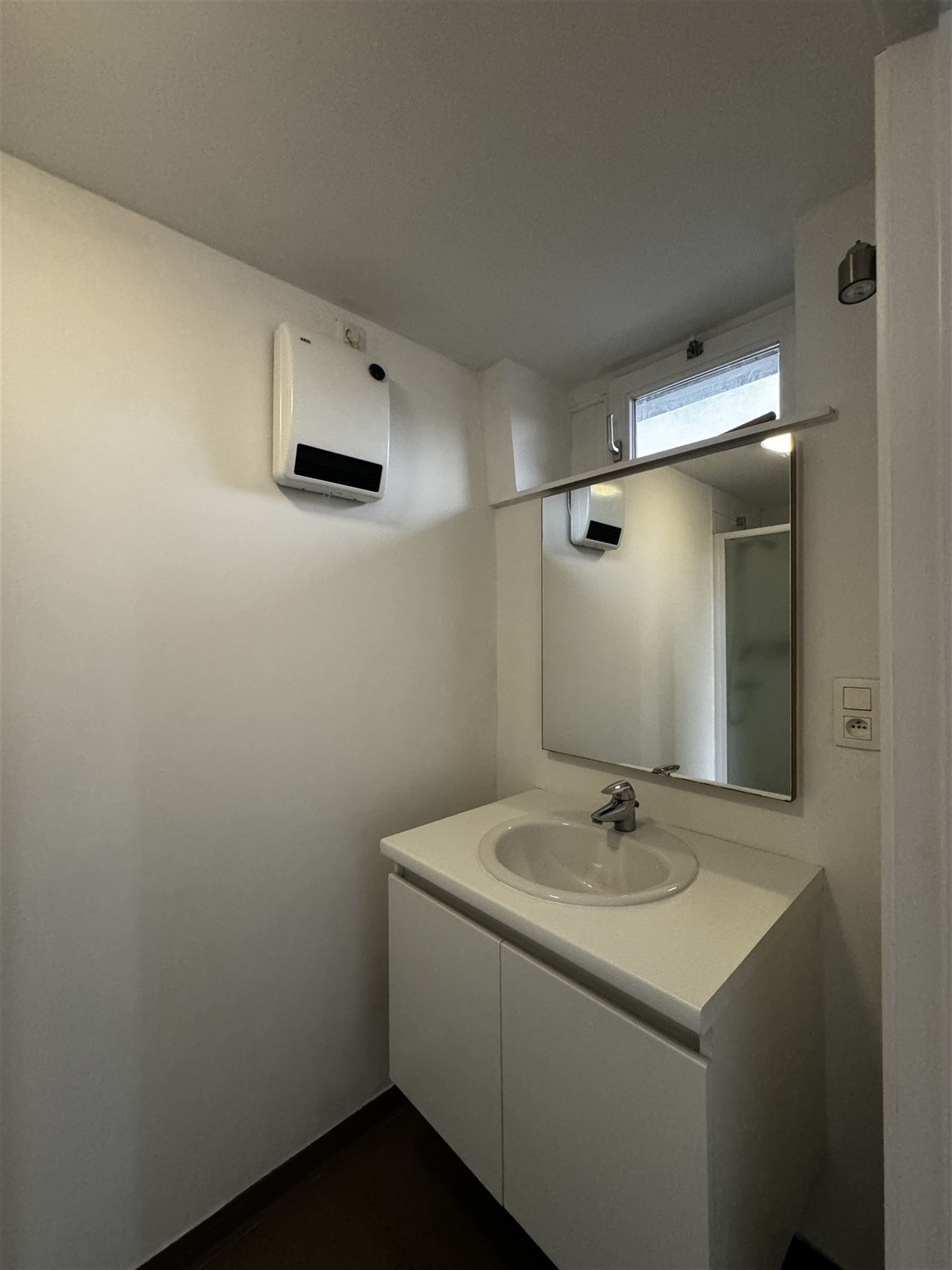 Instapklaar appartement met 1 slaapkamer foto 6