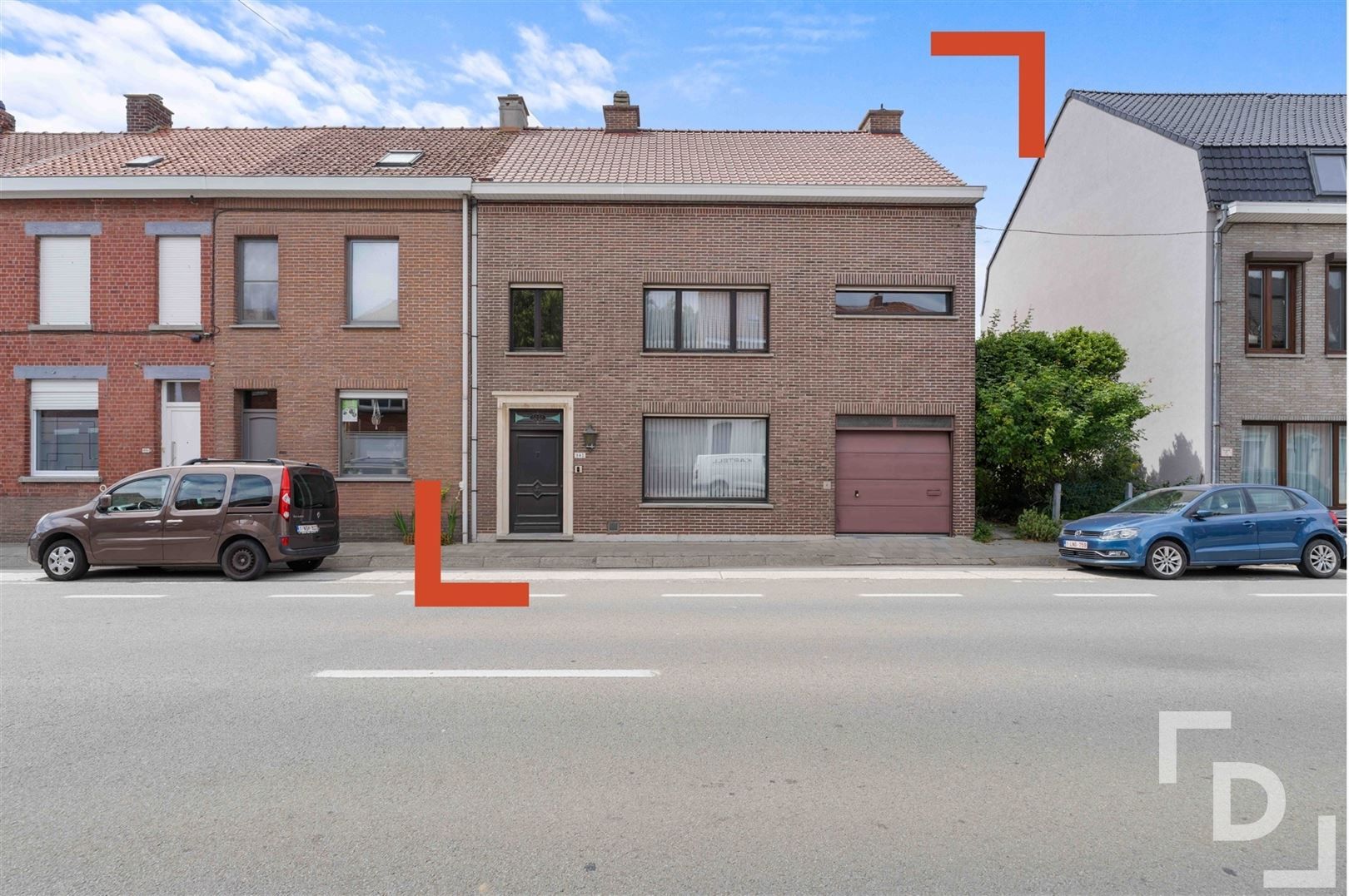 Ruime gezinswoning met grote tuin en uitweg te koop in Menen. foto 31