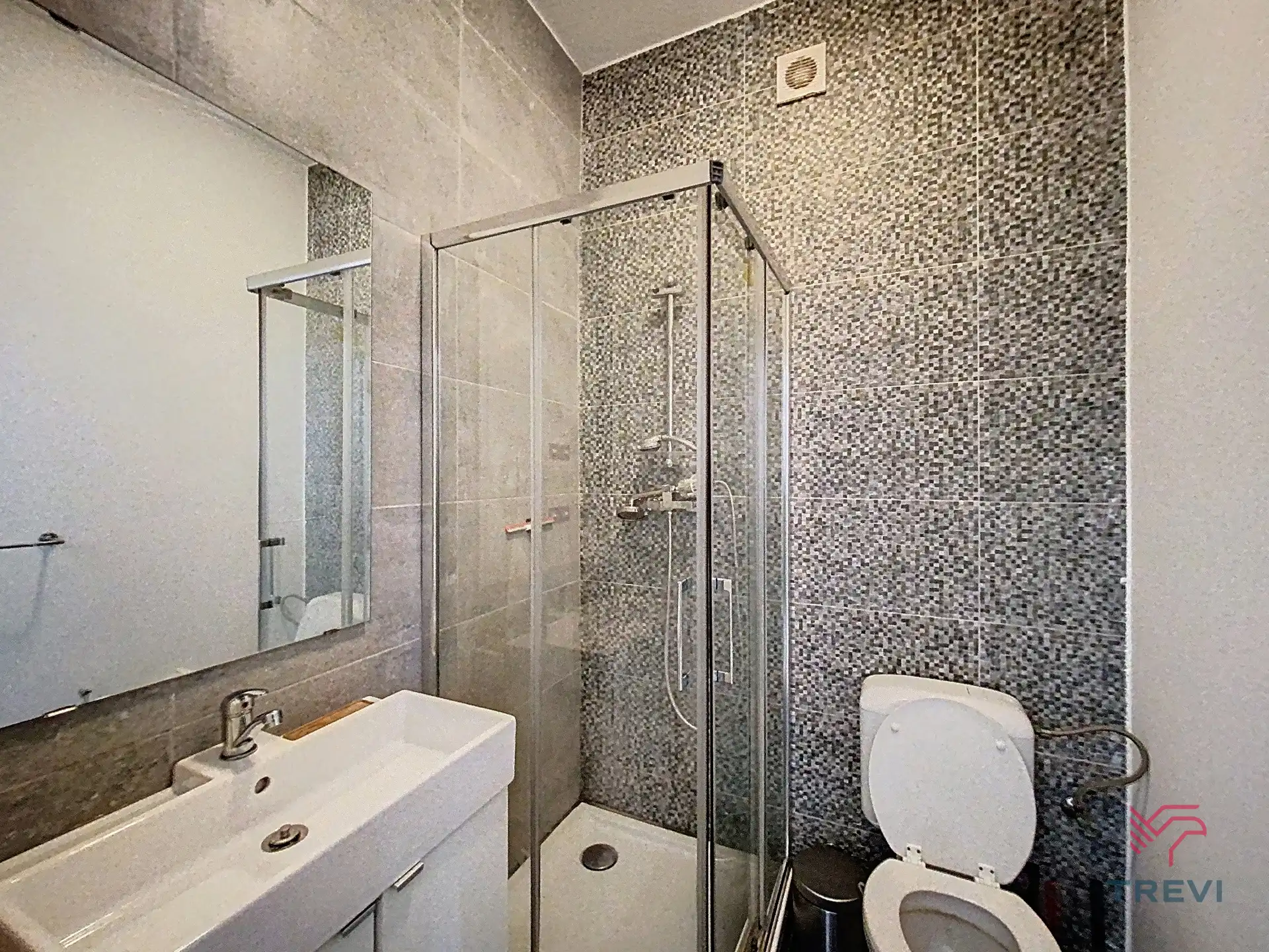 Wijk Germoir - GEMEUBILEERDE studio foto 7