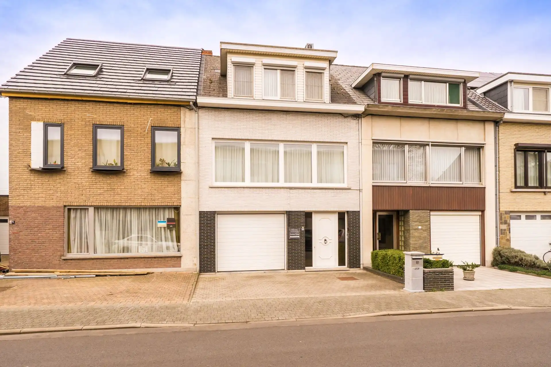 Instapklare bel-etagewoning met garage, tuin en zonnig terras foto 29