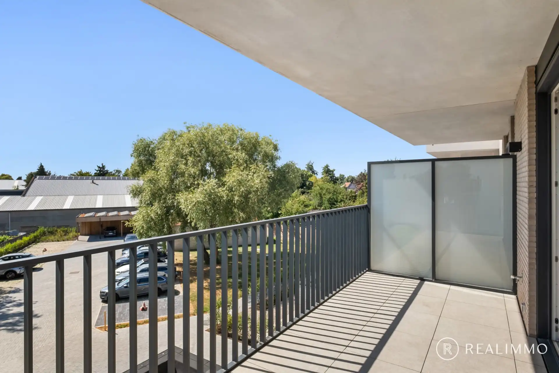 Instapklaar nieuwbouwappartement in hartje Desselgem foto 2