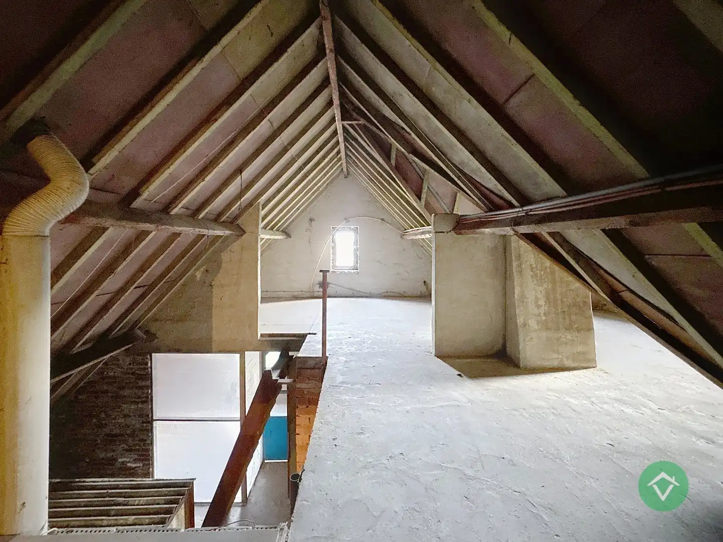 Alleenstaande woning met vergezichten te Zwevezele foto 24