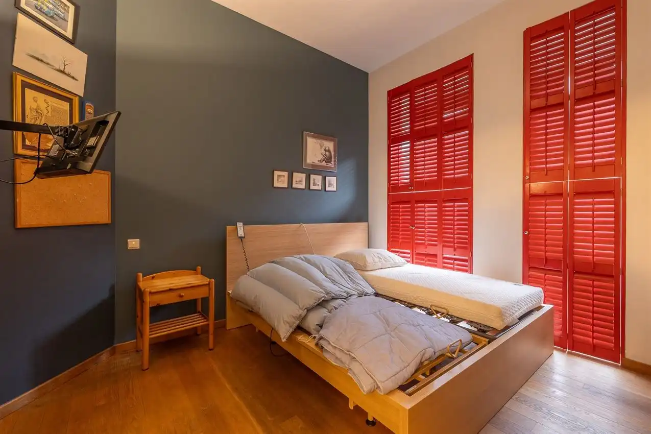 rolstoeltoegankelijk appartement in herenhuisstijl foto 14