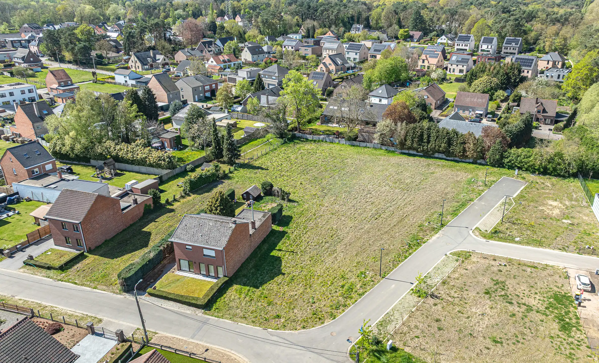 Mooi perceel van 5 are 89 ca voor half-open bebouwing foto 3