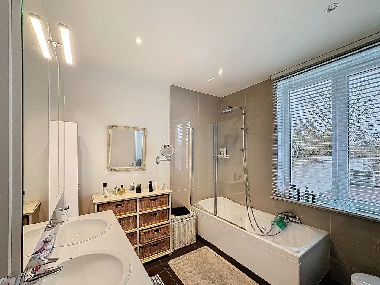 Comfortabel wonen in een gerenoveerde rijwoning met karakter foto 20