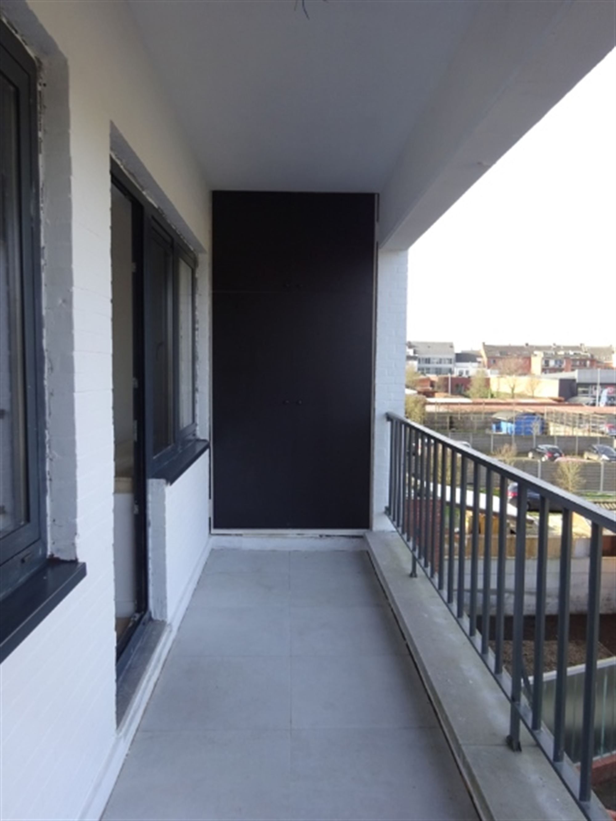 Prachtig gerenoveerd appartement met 2 slaapkamers. foto 10