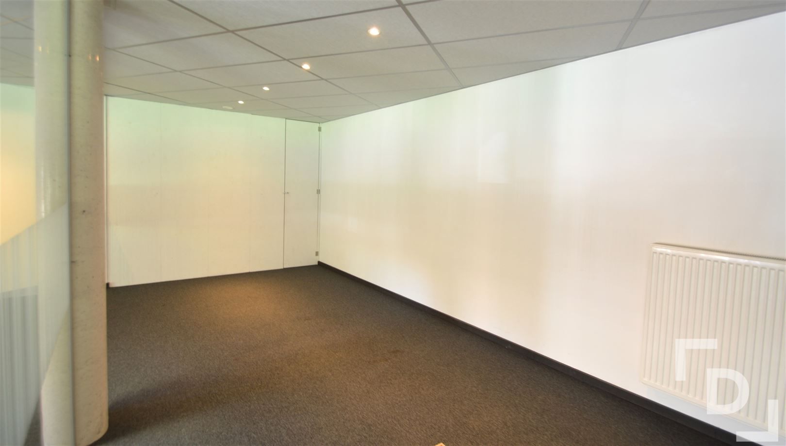 Ingericht kantoor met ontvangstruimte foto 4