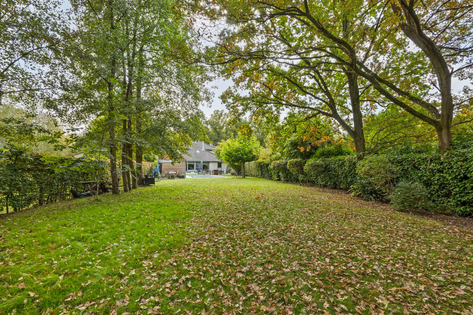 Stijlvolle villa met zwembad, poolhouse en private tuin foto 30