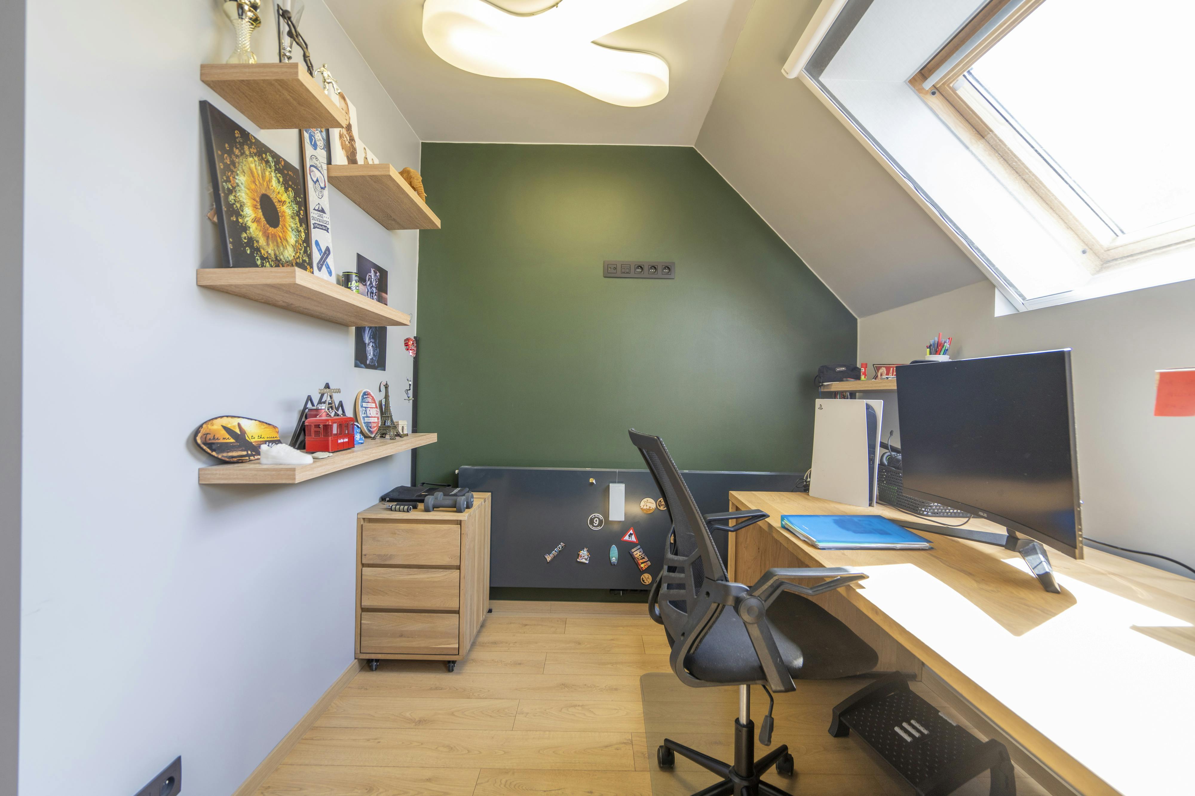 Recent huis met 4 kamers te koop in rustige wijk in Waregem foto 17