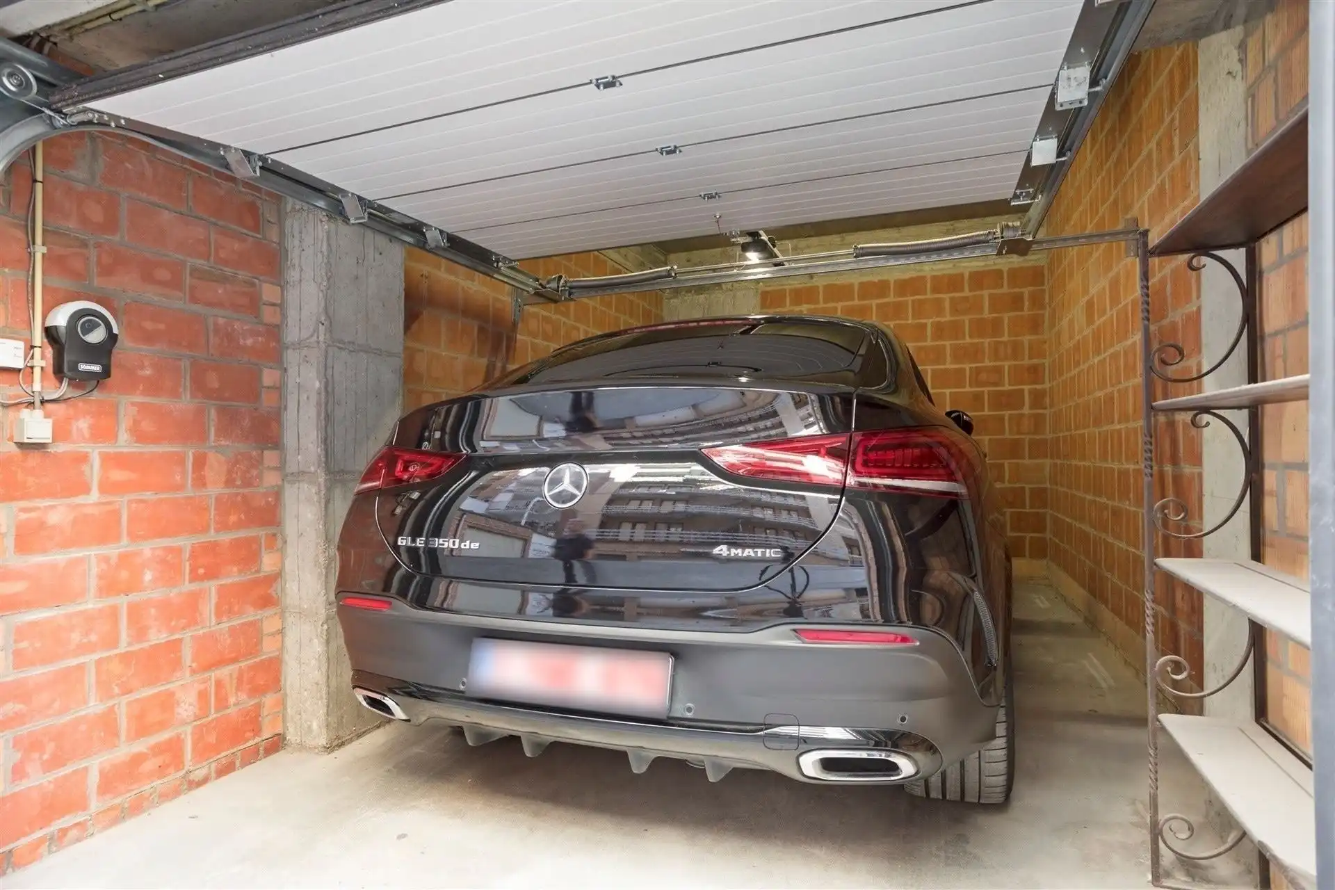 LUXUEUS / MOG. TOT GARAGEBOX foto 45