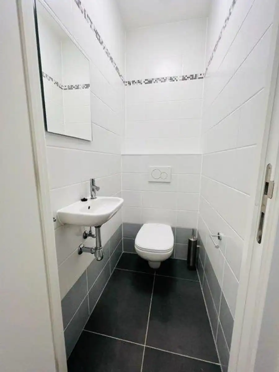 Prachtig gemeubeld 3-slaapkamer app. met front scheldezicht foto 19