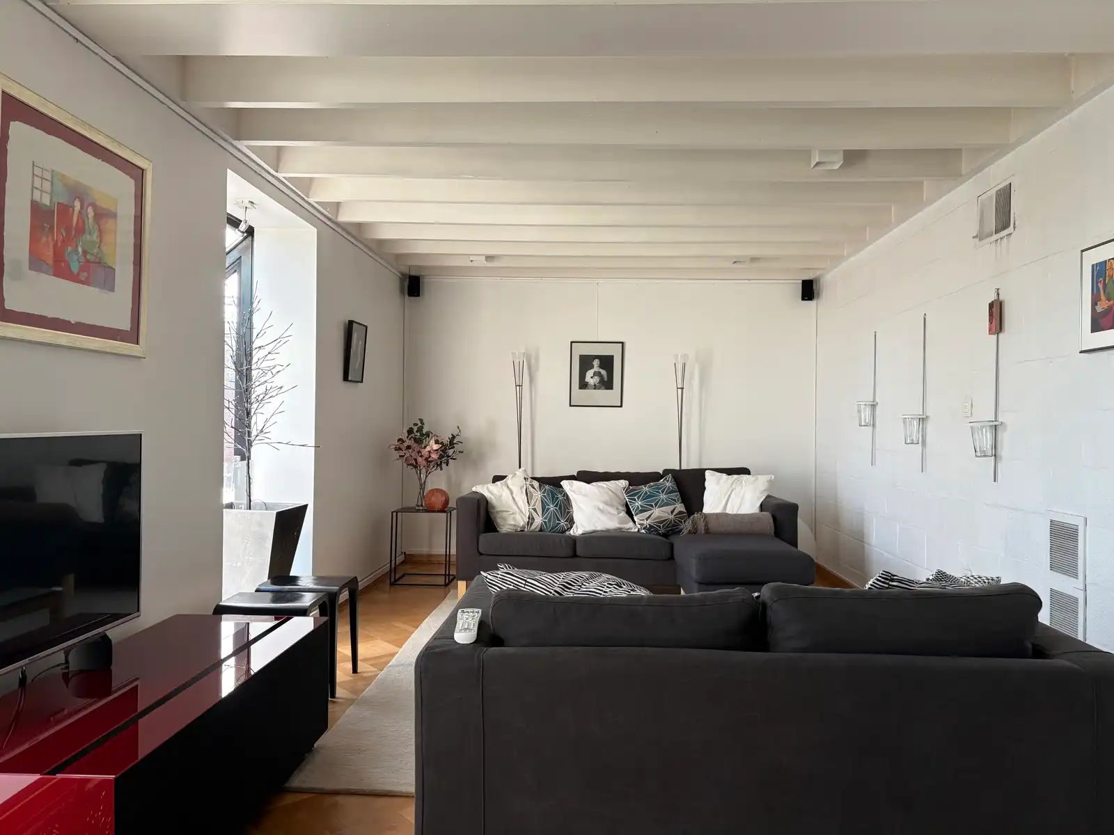 Ruime woning met 5 slaapkamers foto 15