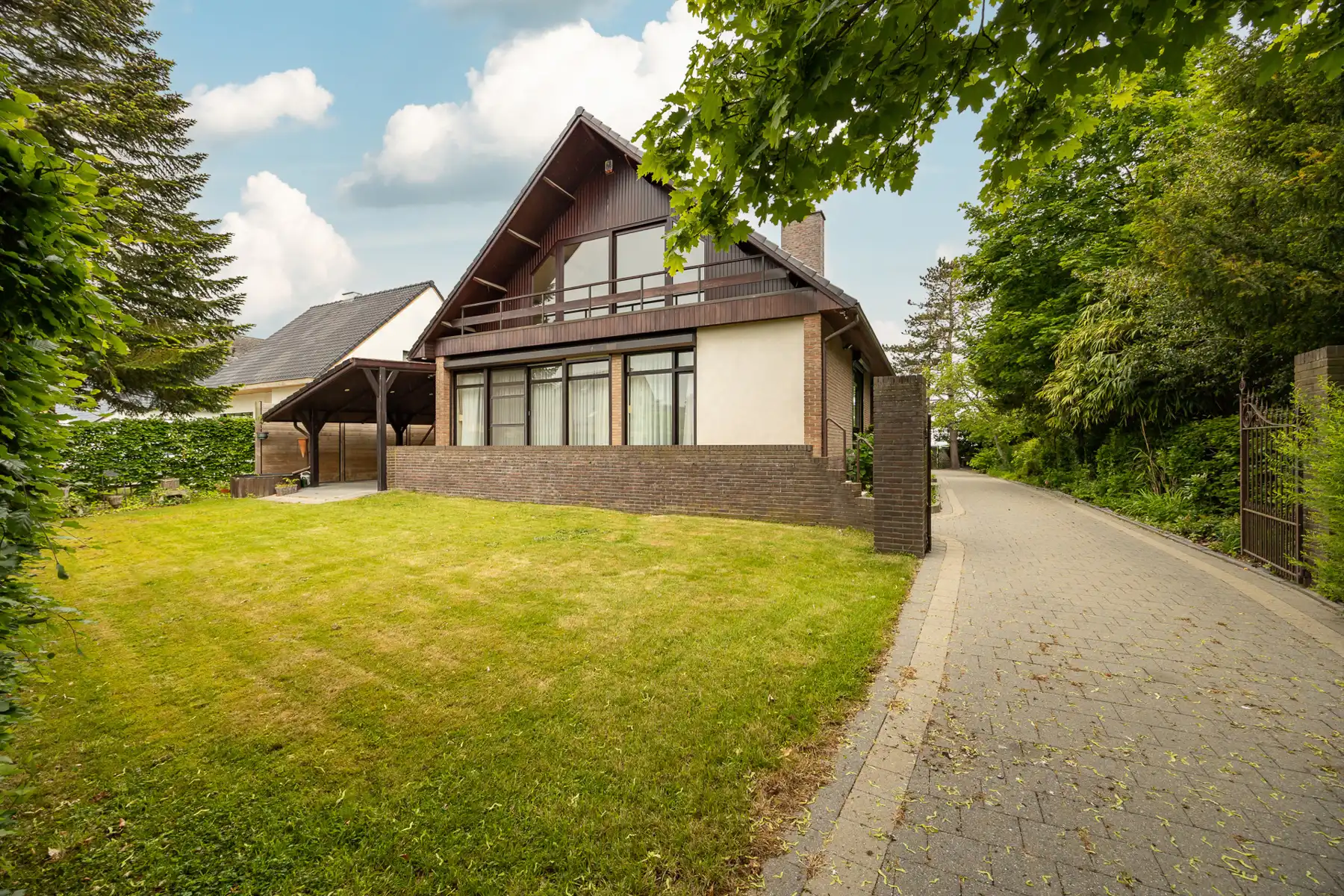 Hoofdfoto van de publicatie: Huis te koop