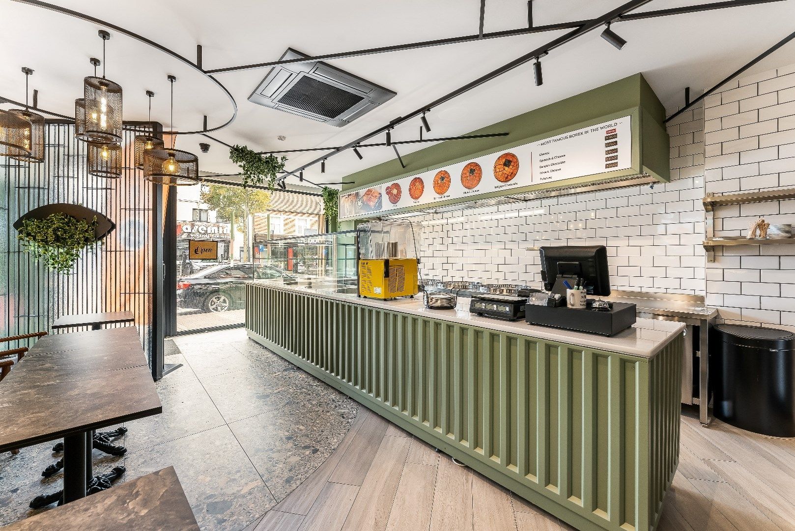 Modern handelspand met woonst in centrum van Heusden foto 14