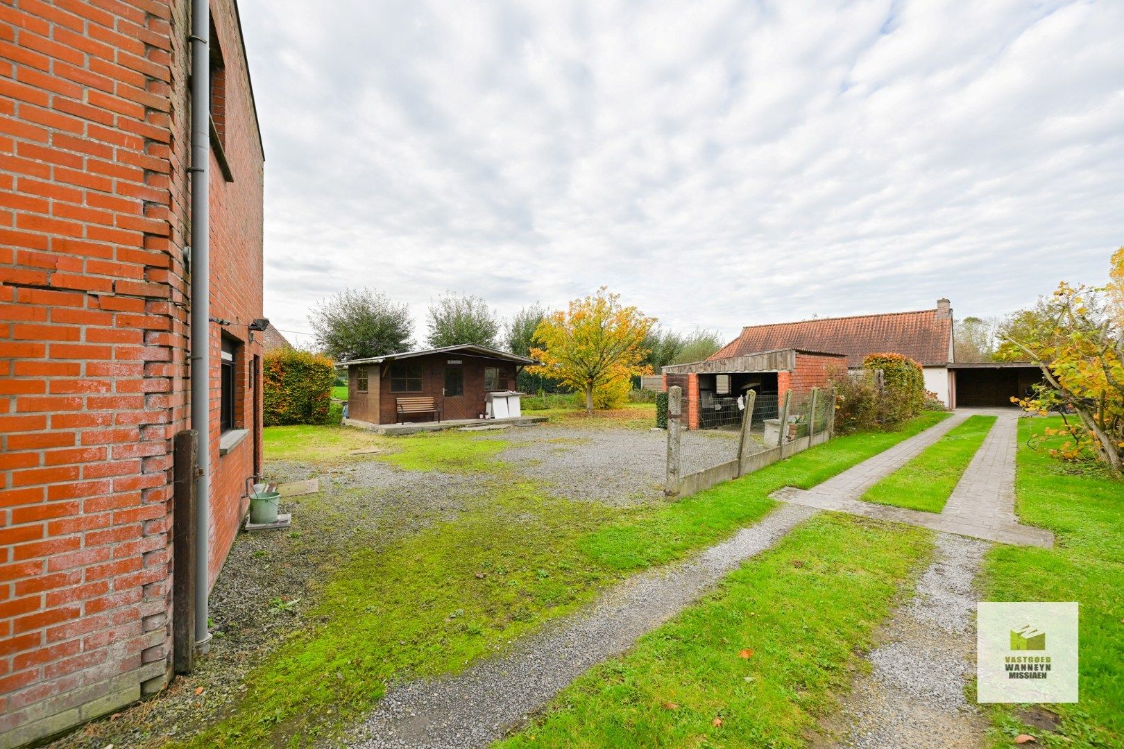 Bouwgrond met te slopen woning op 620m2 op centrale en rustige ligging te Ruddervoorde  foto 4