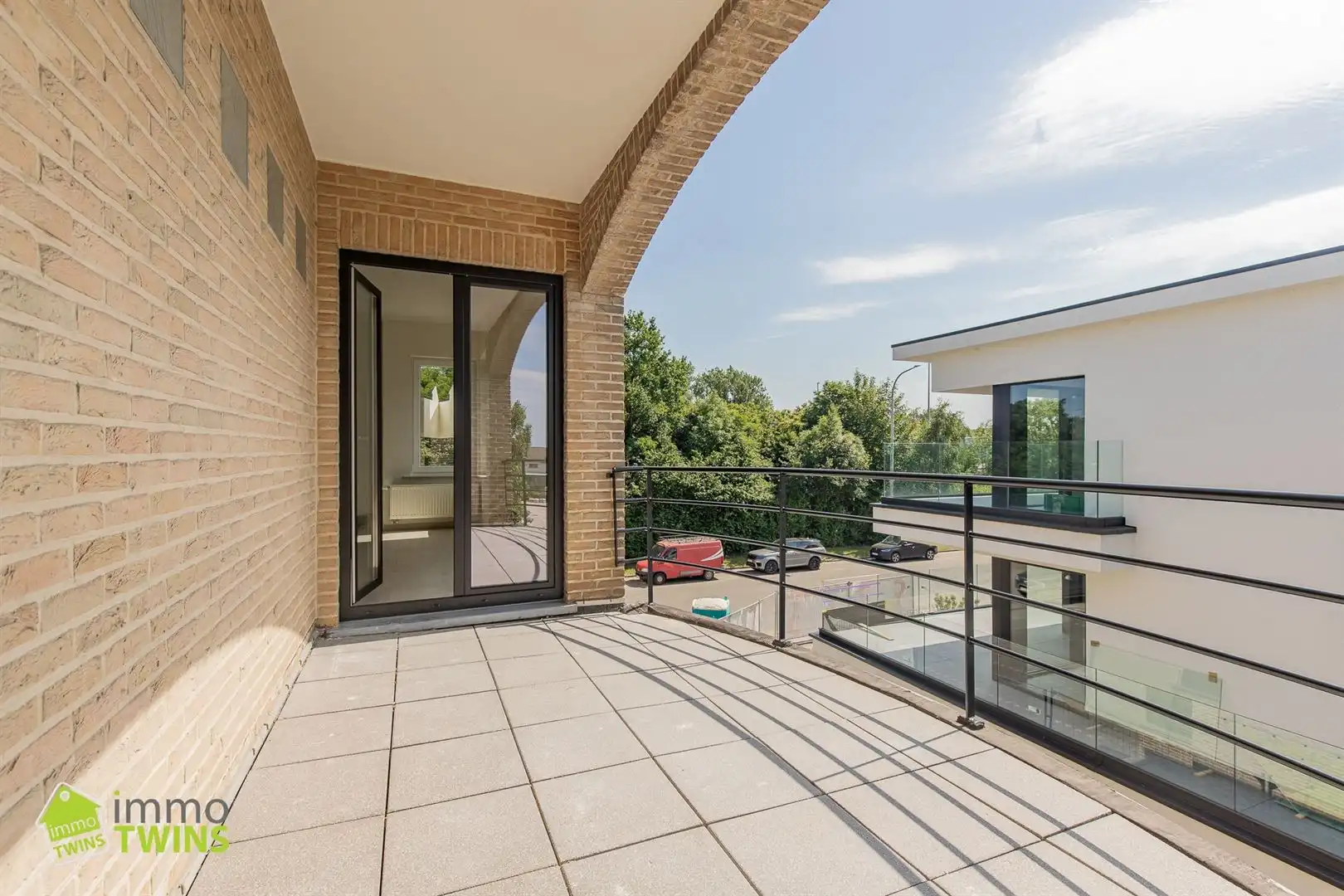 Ruim totaal gerenoveerd appartement van 119 m² met terras, staanplaats en garage te Appels bij Dendermonde foto 14