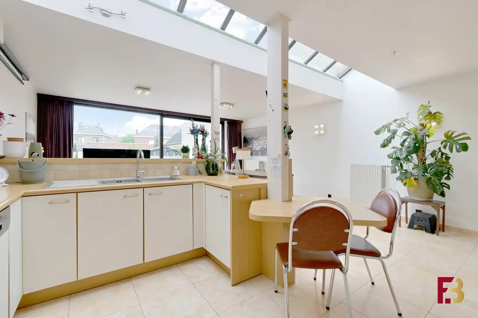 Ruim en lichtrijk wonen op topligging in Zwijnaarde foto 5