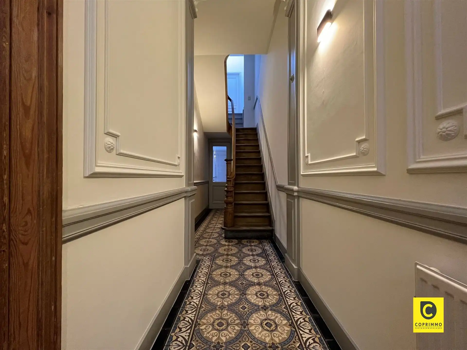 Prachtig herenhuis met 4 slpk en stadstuin op toplocatie! foto 6