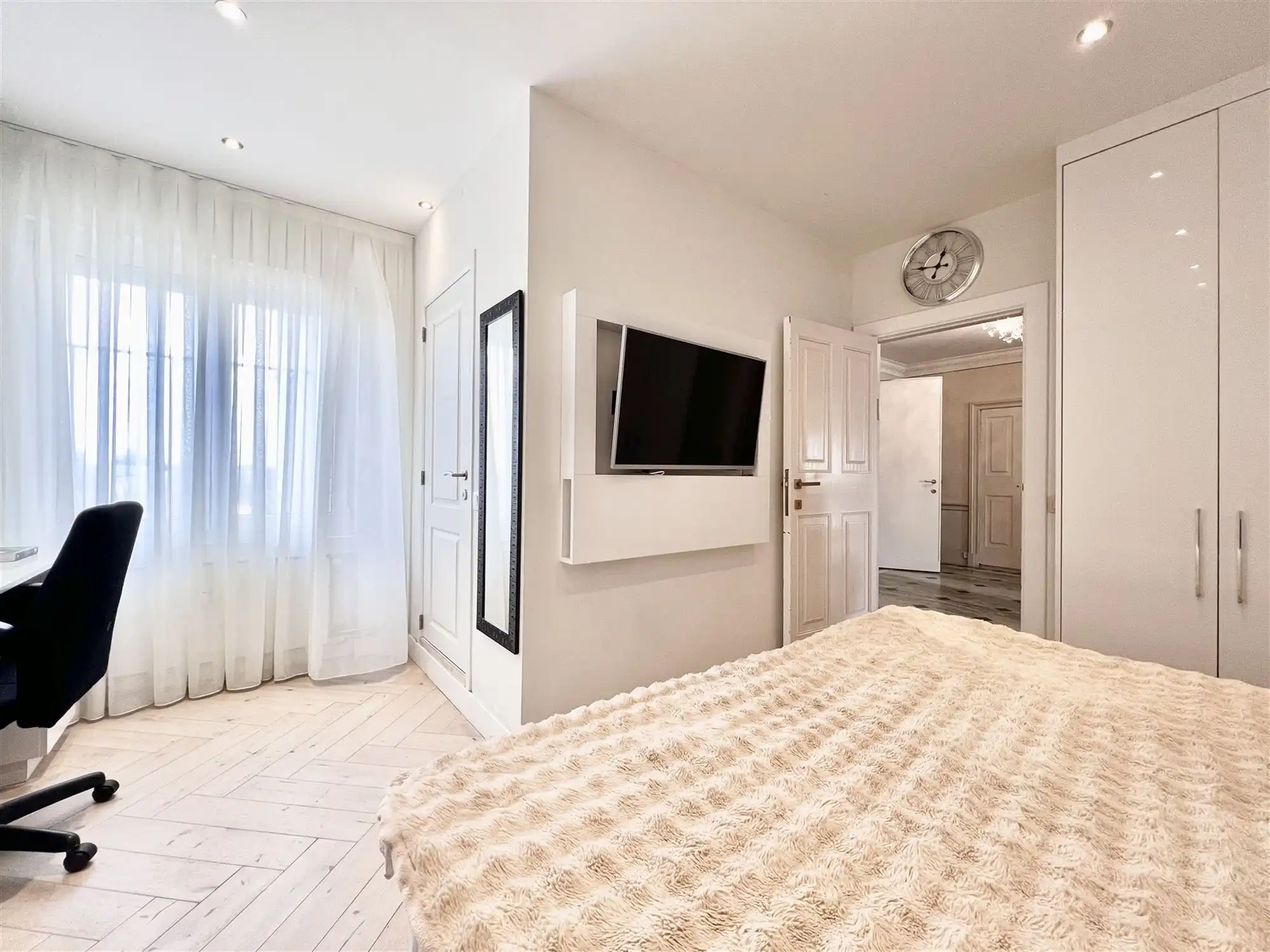 Exclusief en luxueus appartement in een prestigieus residentieel gebouw foto 11