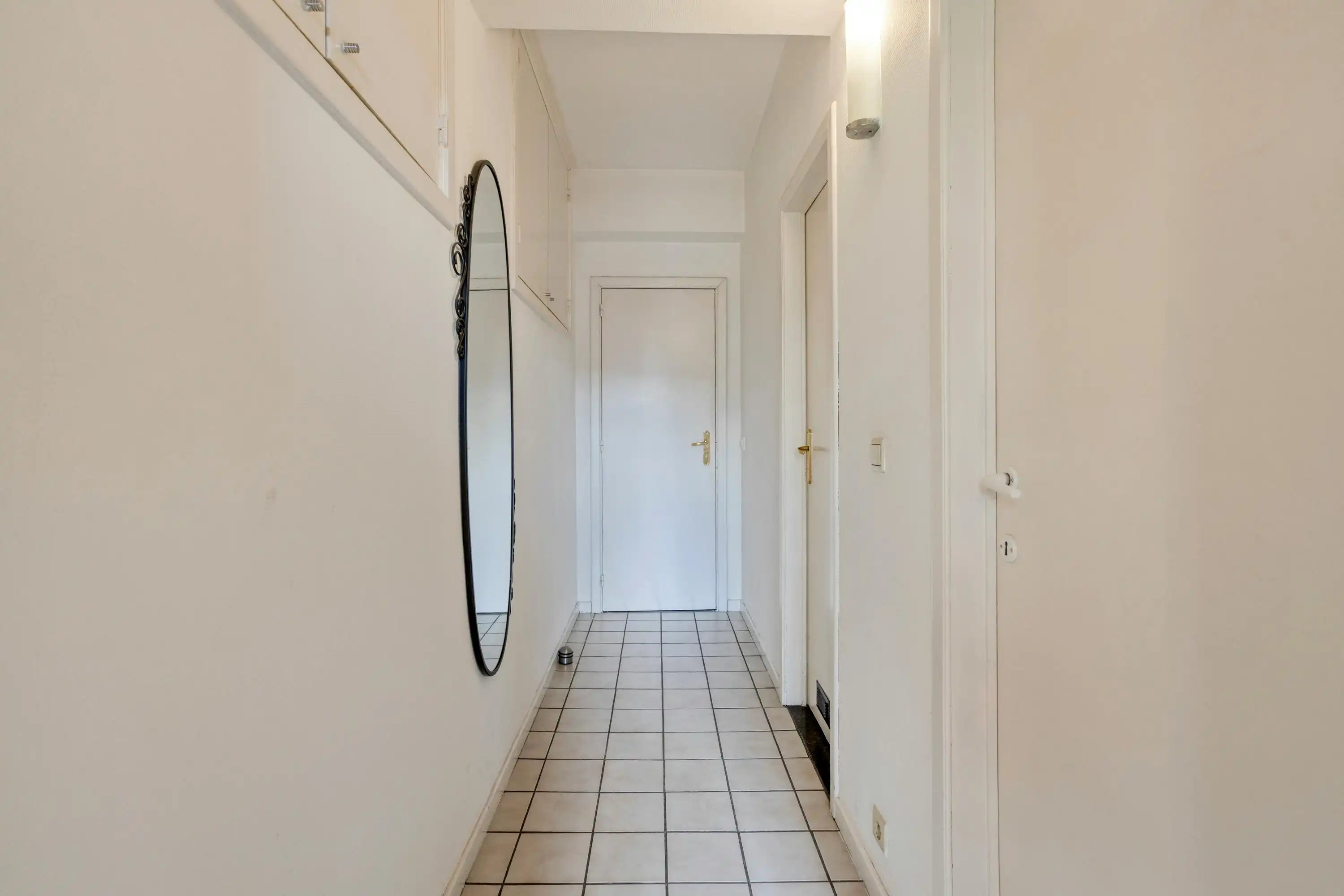 Lichtrijk appartement met 2 slaapkamers te koop in Brugge foto 6
