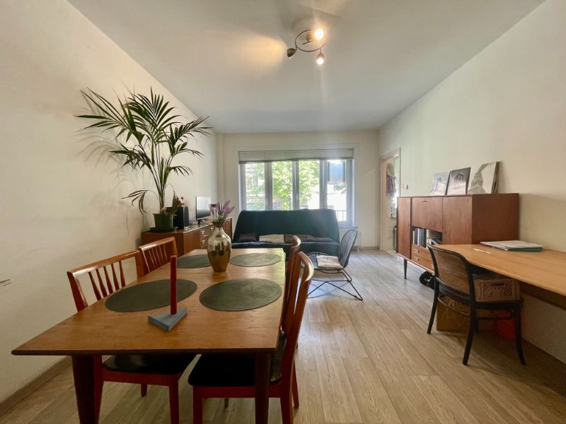 INSTAPKLAAR TWEESLAAPKAMER APPARTEMENT TE HUUR IN HARTJE GENT foto 2