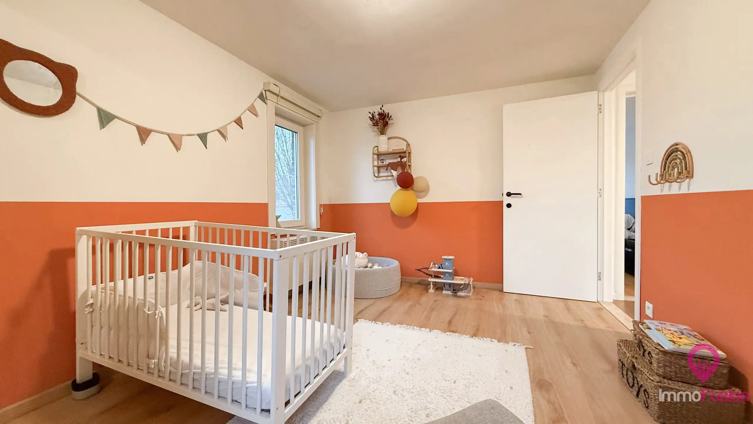 Ruime instapklare open bebouwing met 2 badkamers op 9a grond foto 28